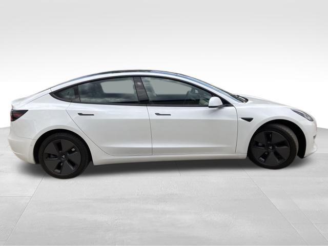 2021 Tesla Model 3 Standard Range Plus Rear-Wheel Drive