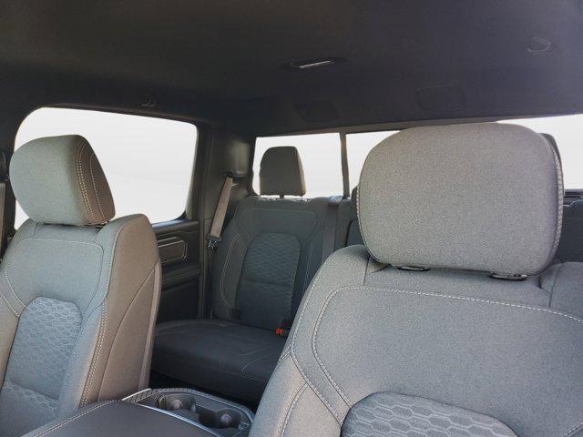2025 Ram 1500 Big Horn Crew Cab 4x4 5'7" Box