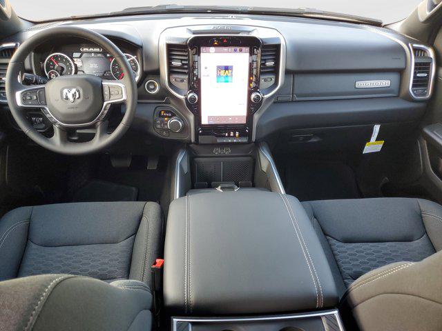 2025 Ram 1500 Big Horn Crew Cab 4x4 5'7" Box