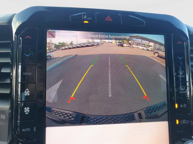 2025 Ram 1500 Big Horn Crew Cab 4x4 5'7" Box