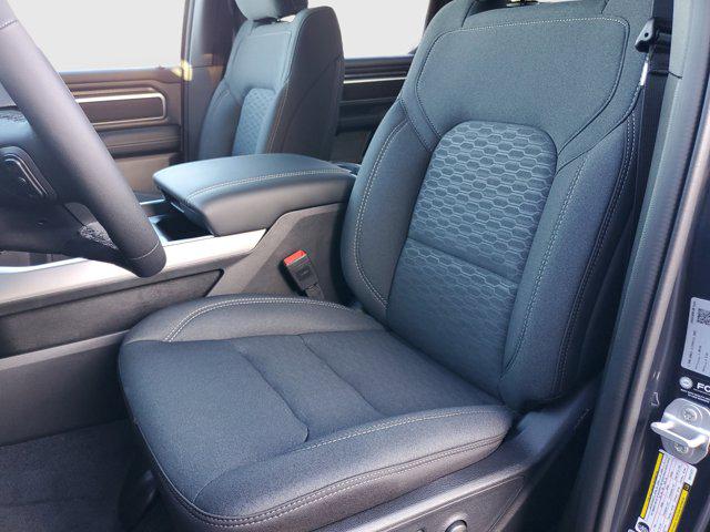 2025 Ram 1500 Big Horn Crew Cab 4x4 5'7" Box