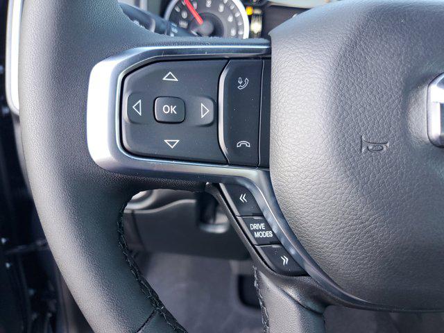 2025 Ram 1500 Big Horn Crew Cab 4x4 5'7" Box