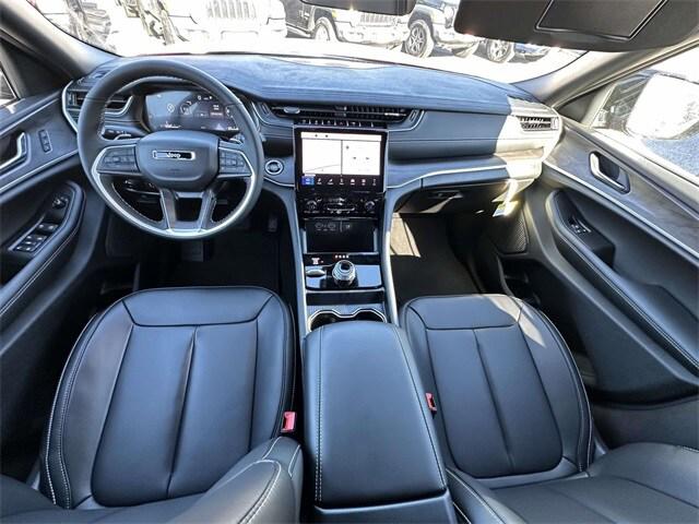 2025 Jeep Grand Cherokee GRAND CHEROKEE LIMITED 4X4 2025 Jeep Grand Cherokee GRAND CHEROKEE LIMITED 4X4