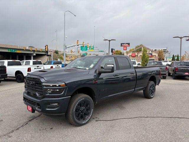 2026 RAM Ram 3500 RAM 3500 LARAMIE CREW CAB 4X4 8 BOX