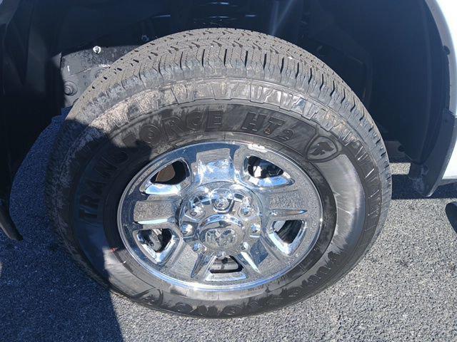 2026 RAM Ram 3500 RAM 3500 TRADESMAN CREW CAB 4X4 64 BOX