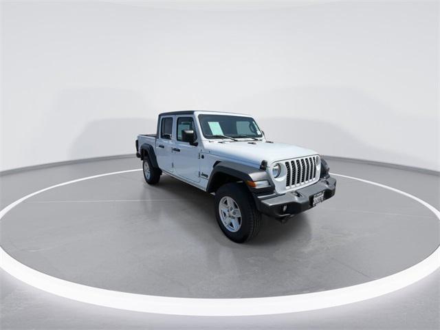2020 Jeep Gladiator Sport S 4X4 2020 Jeep Gladiator Sport S 4X4