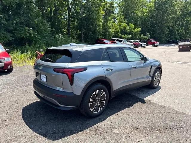 2025 Chevrolet V Blazer eAWD LT