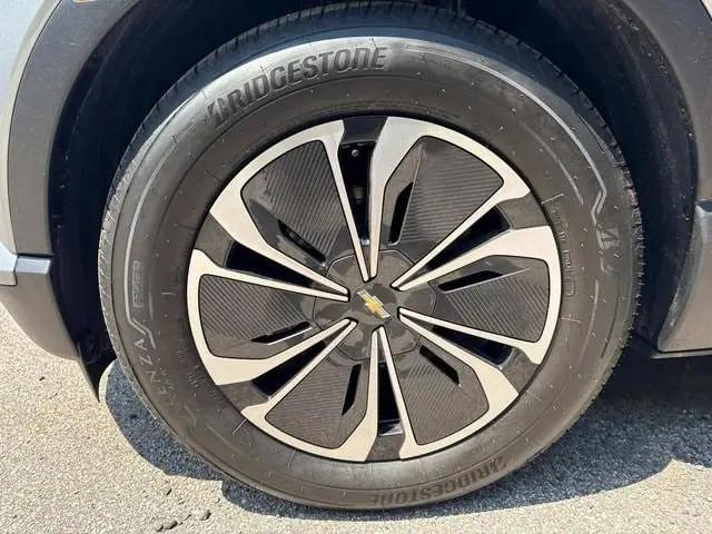 2025 Chevrolet V Blazer eAWD LT
