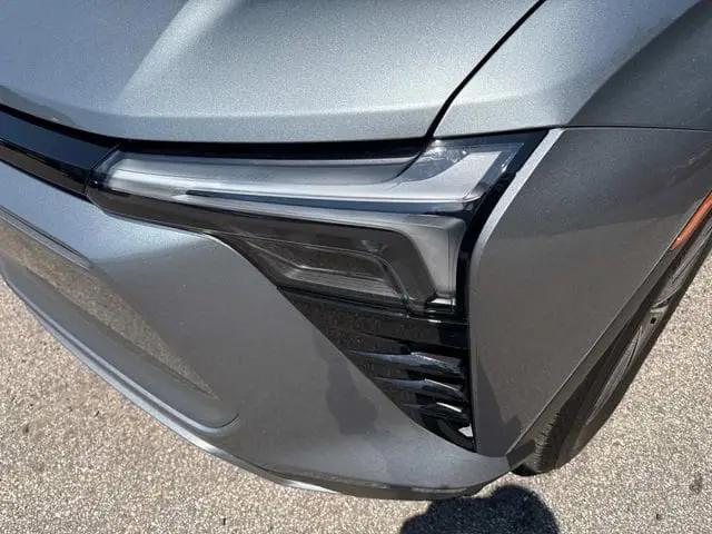 2025 Chevrolet V Blazer eAWD LT