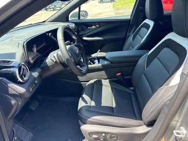 2025 Chevrolet V Blazer eAWD LT