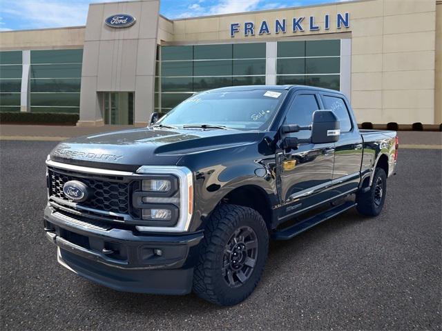2023 Ford F-350 LARIAT