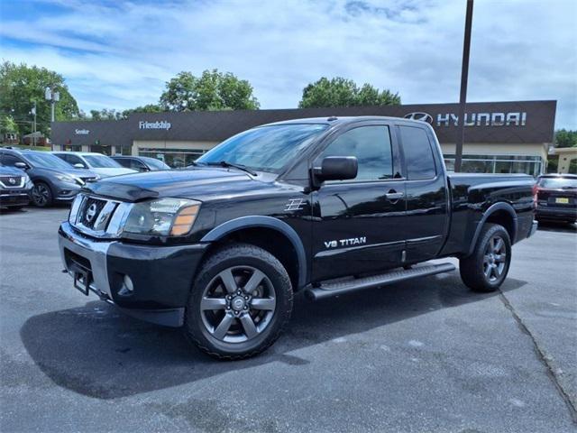 2015 Nissan Titan SV