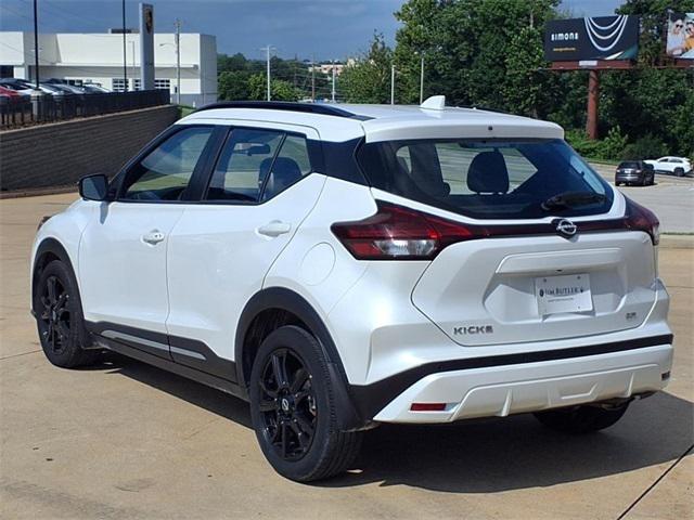 2023 Nissan Kicks SR Xtronic CVT