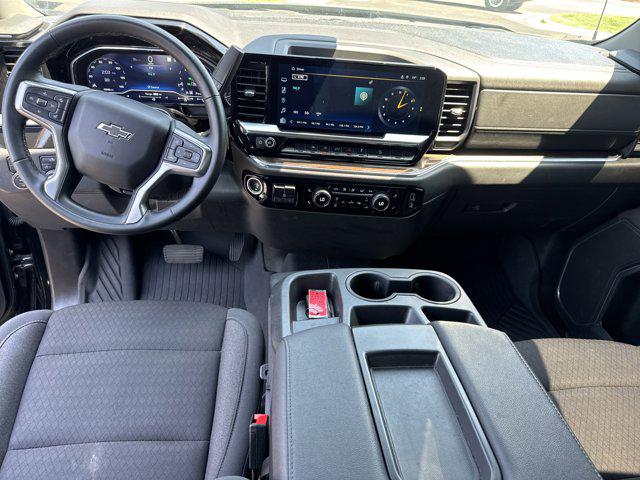 2023 Chevrolet Silverado 1500 4WD Crew Cab Short Bed RST