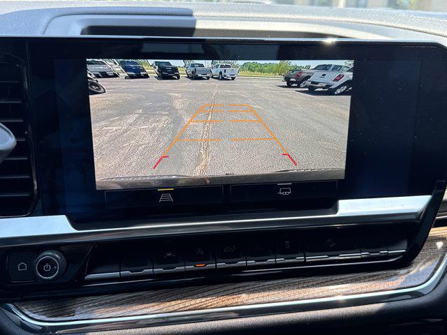 2023 Chevrolet Silverado 1500 4WD Crew Cab Short Bed RST