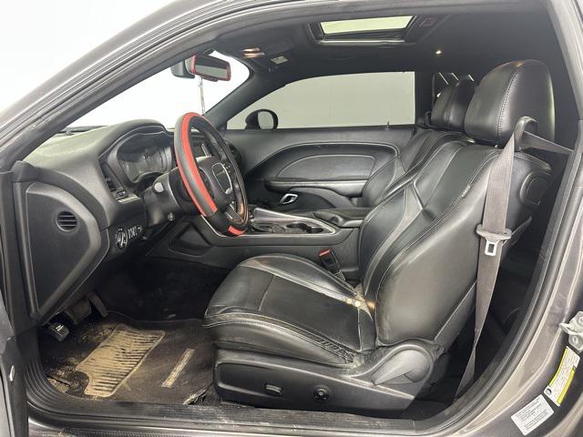 2016 Dodge Challenger SXT Plus