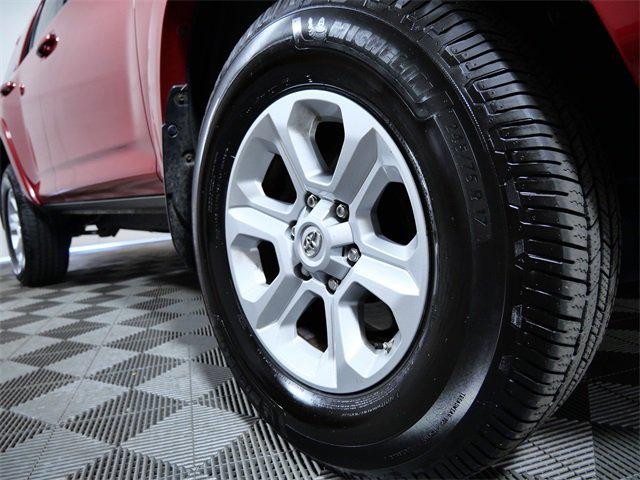 2018 Toyota 4Runner SR5 2018 Toyota 4Runner SR5