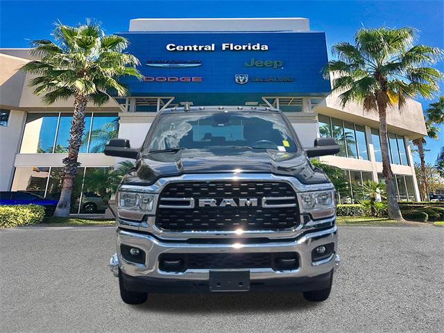 2022 RAM 3500 Big Horn Crew Cab 4x4 8 Box