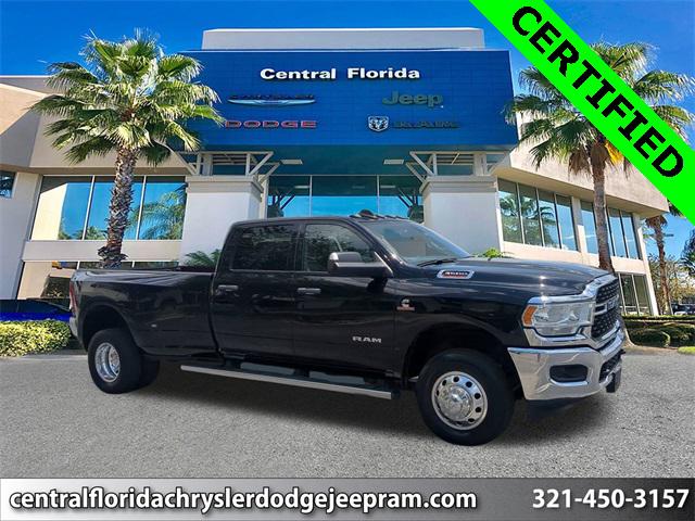 2022 RAM 3500 Big Horn Crew Cab 4x4 8 Box