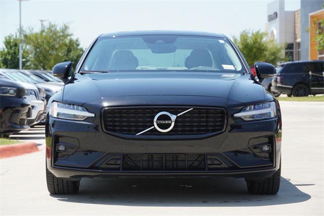 2022 Volvo S60 B5 Momentum