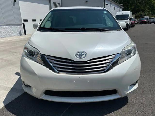 2016 Toyota Sienna XLE 8 Passenger 2016 Toyota Sienna XLE 8 Passenger