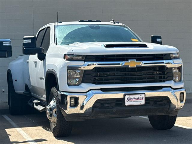 2024 Chevrolet Silverado 3500HD 4WD Crew Cab Long Bed LT