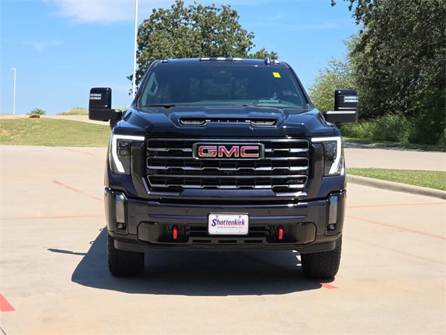 2024 GMC Sierra 2500HD 4WD Crew Cab Standard Bed AT4