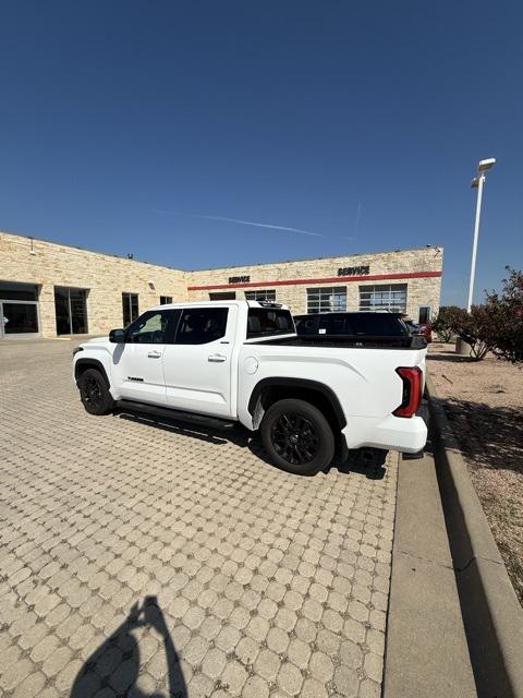 2025 Toyota Tundra Limited 2WD
