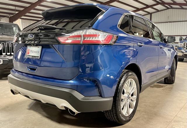 2022 Ford Edge Titanium