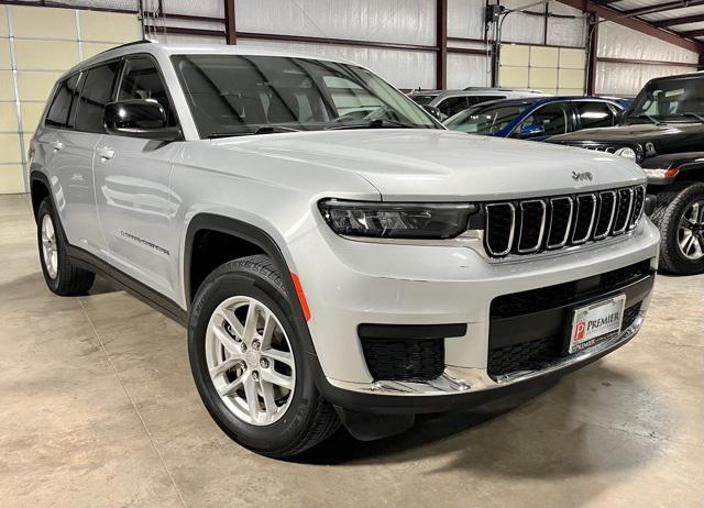 2023 Jeep Grand Cherokee L Laredo 4x2