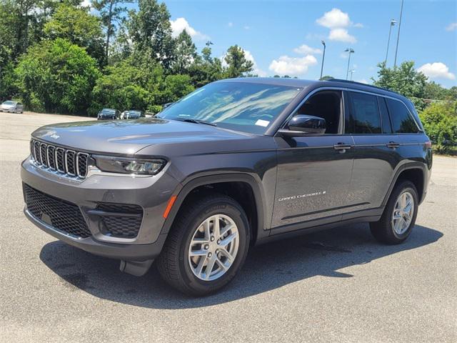 2025 Jeep Grand Cherokee GRAND CHEROKEE LAREDO X 4X2
