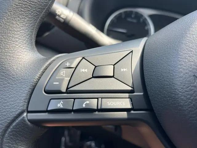 2025 Nissan Kicks S