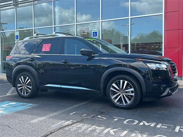 2022 Nissan Pathfinder Platinum 4WD
