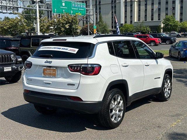2022 Jeep Compass Latitude Lux 4x4
