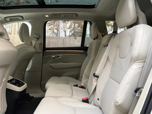 2026 Volvo XC90 Ultra, B6 AWD Gas (mild hybrid), Gasoline, Bright, 7 Seats
