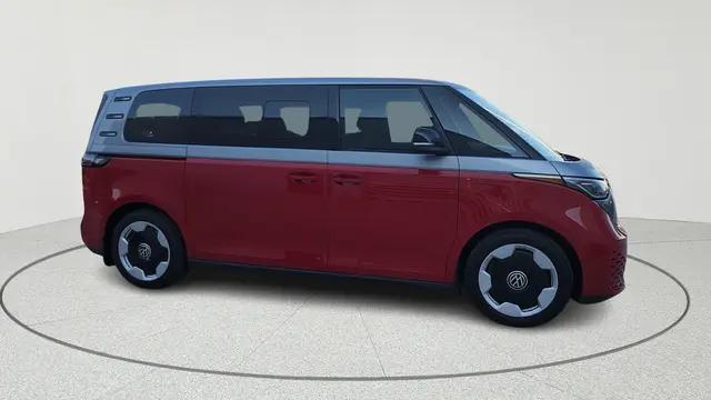 2025 Volkswagen ID. Buzz Pro S Plus with 4MOTION