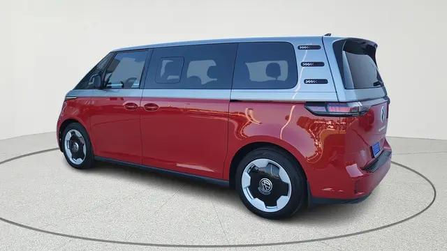 2025 Volkswagen ID. Buzz Pro S Plus with 4MOTION