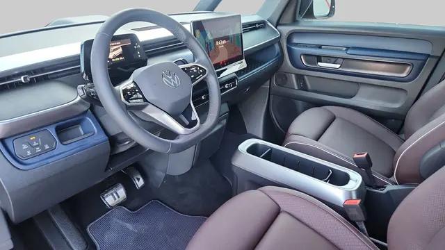 2025 Volkswagen ID. Buzz Pro S Plus with 4MOTION