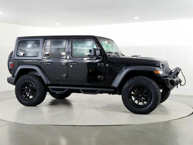 2025 Jeep Wrangler 4-Door Summit 4x4