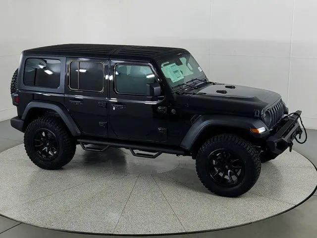 2025 Jeep Wrangler 4-Door Summit 4x4