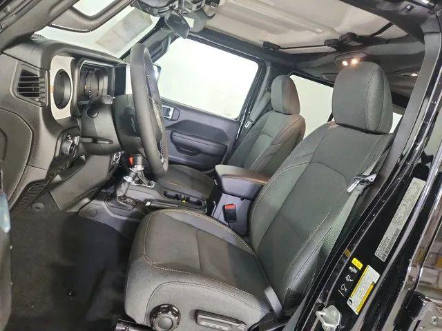 2025 Jeep Wrangler 4-Door Summit 4x4