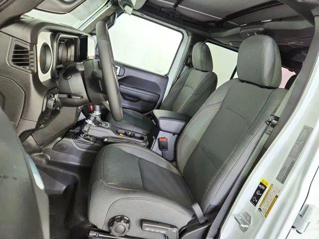 2025 Jeep Wrangler 4-Door Summit 4x4
