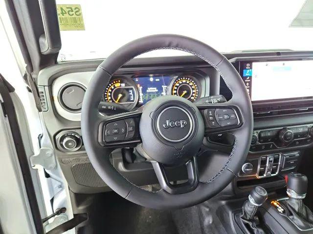 2025 Jeep Wrangler 4-Door Summit 4x4