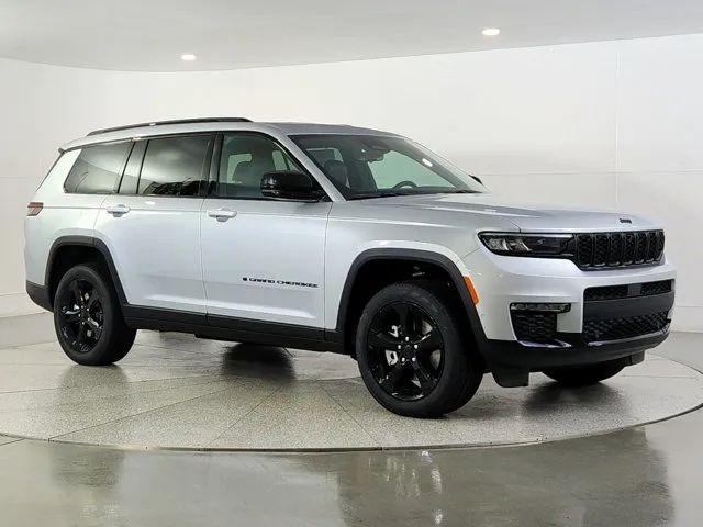 2025 Jeep Grand Cherokee L Limited 4x4