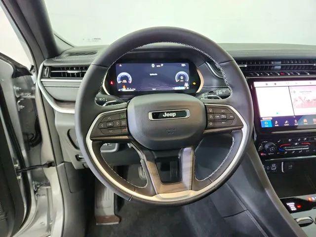 2025 Jeep Grand Cherokee L Limited 4x4