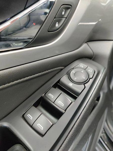 2023 Chevrolet Traverse AWD LT Cloth