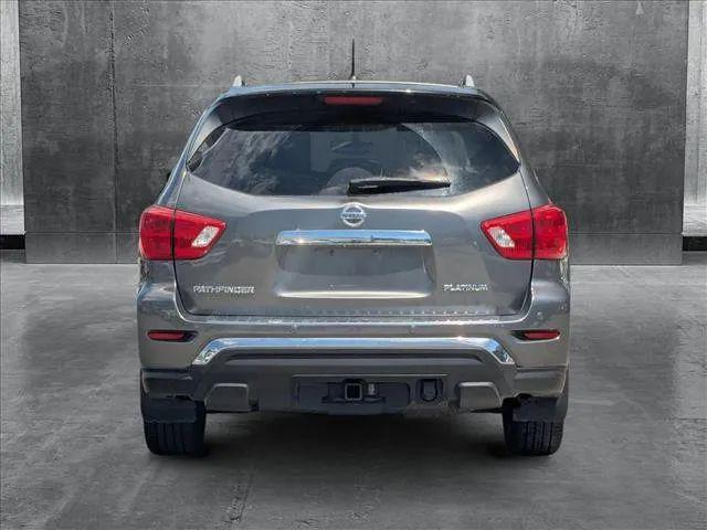 2017 Nissan Pathfinder Platinum