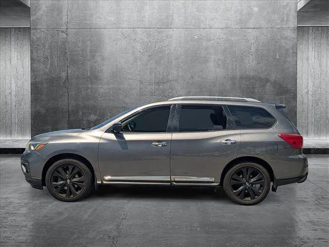 2017 Nissan Pathfinder Platinum