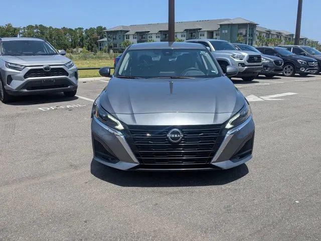 2023 Nissan Altima SV FWD