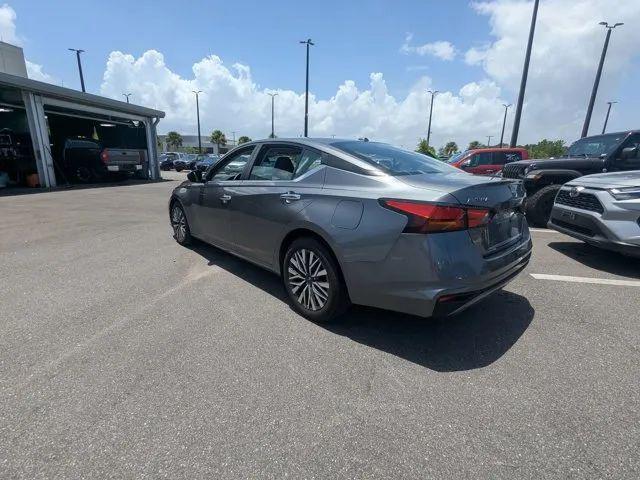 2023 Nissan Altima SV FWD